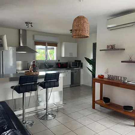 Jessy Porto-vecchio *