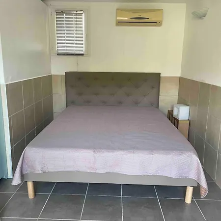 Jessy Porto-vecchio *