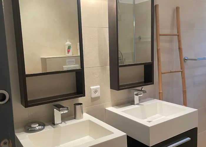 Jessy Porto-vecchio Порто-Веккіо